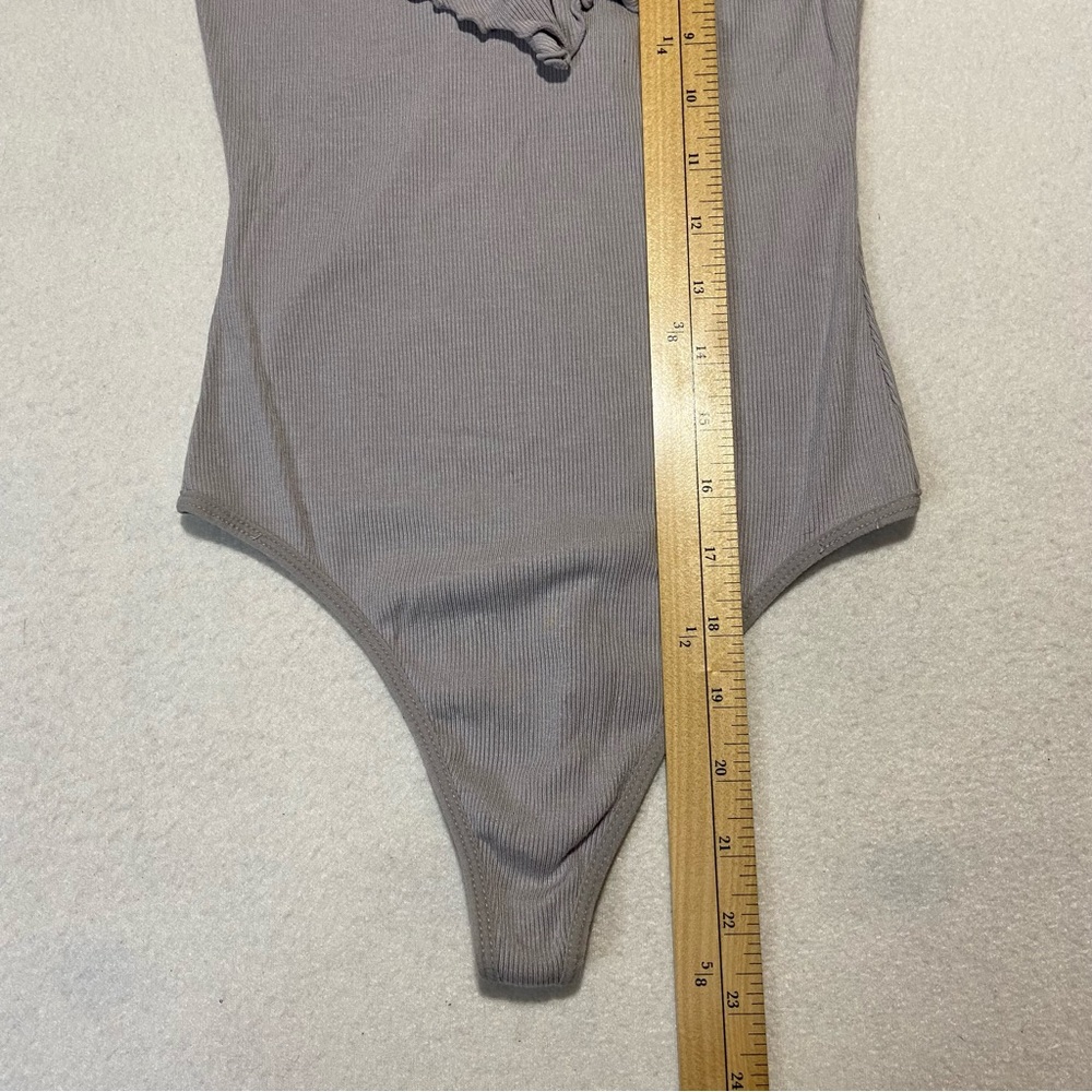 ARITZIA WILFRED Danette Bodysuit in Gray Size XS - Picture 8 of 8